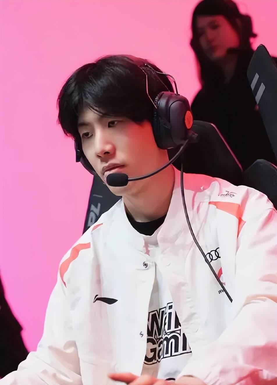 抢先锁定未 抢先锁定未