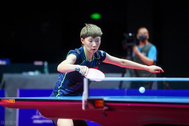 验的背景下 验的背景下